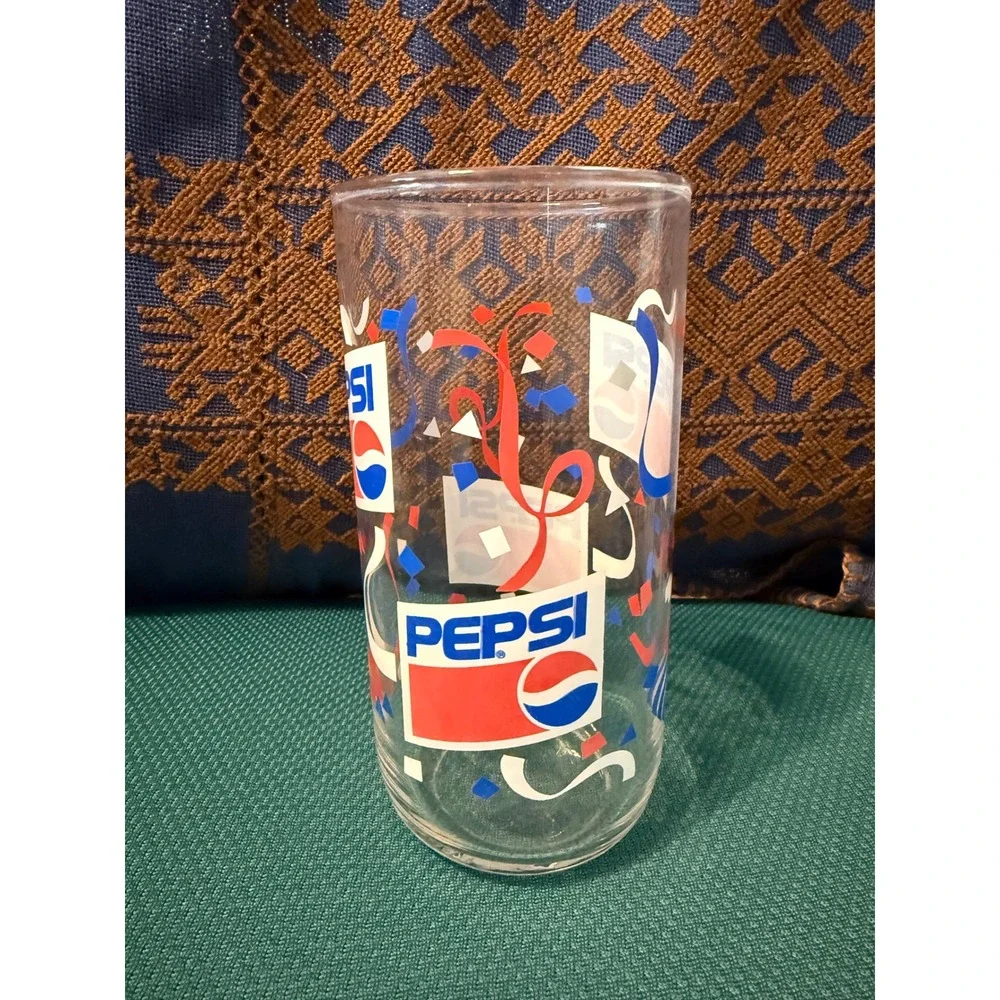 Vintage Pepsi Cola Drinking Glasses Set‎ of 2 Logo and Confetti Graphics Retro